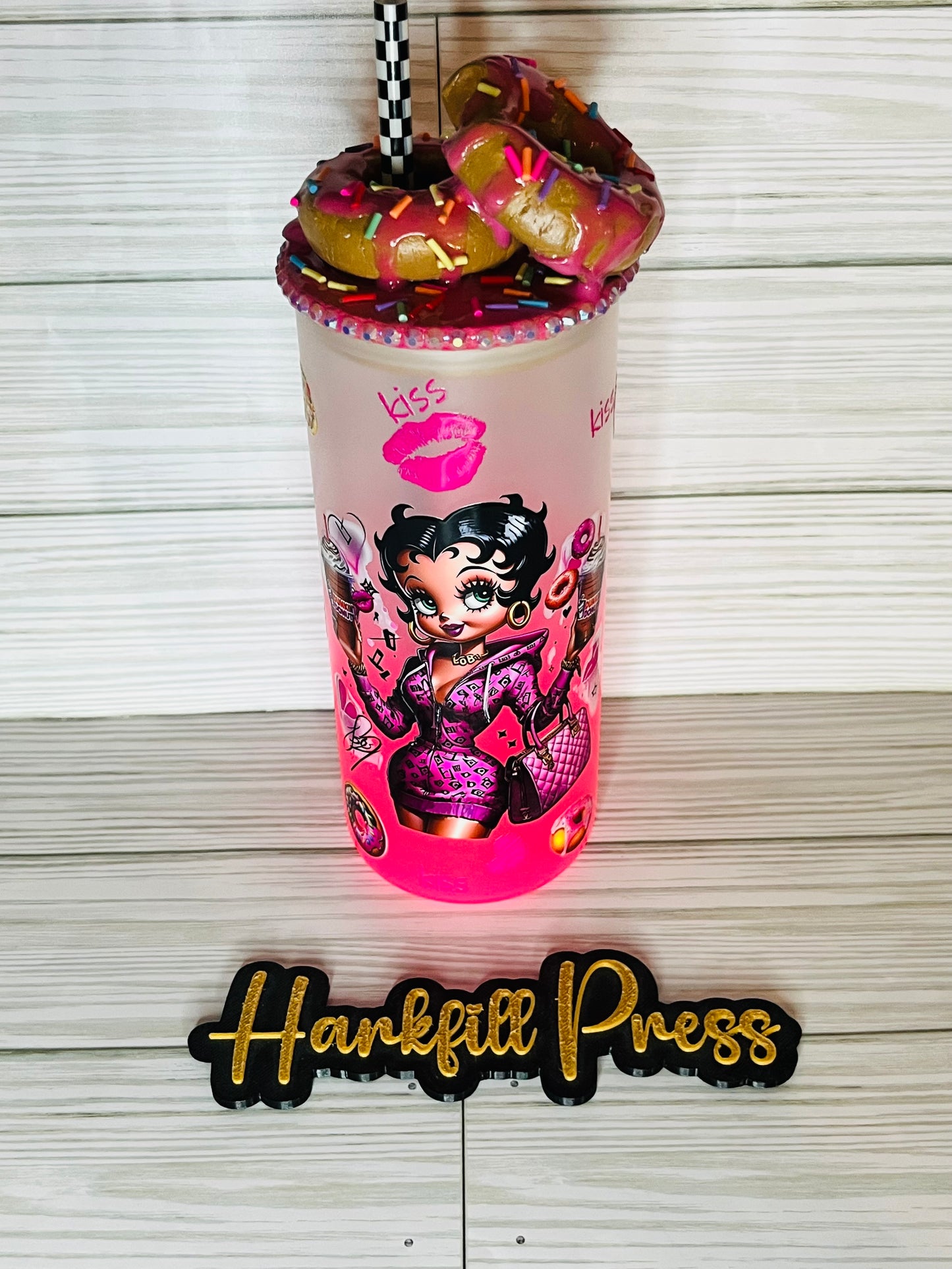 Betty Babe Donut Delight 20oz Glass