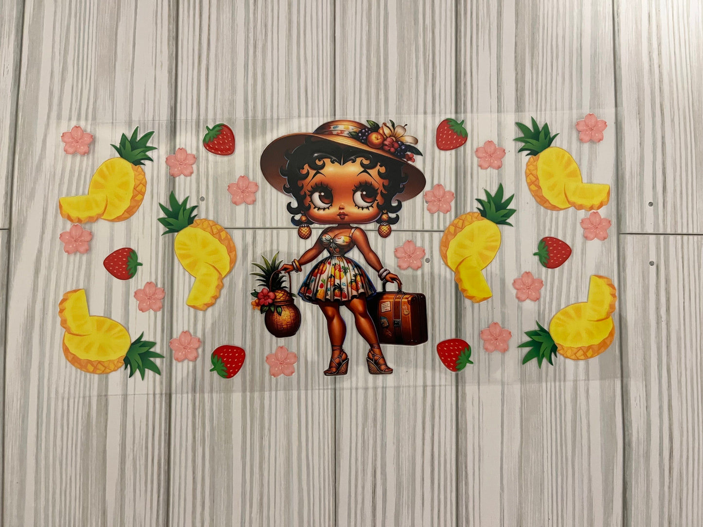 Pineapple Betty (HP228)