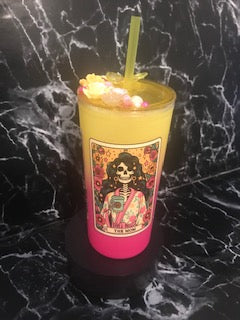 The Mom 21oz Plastic Cup
